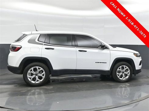 New 2025 Jeep Compass Sport w/ Mopar Graphics Package image 6
