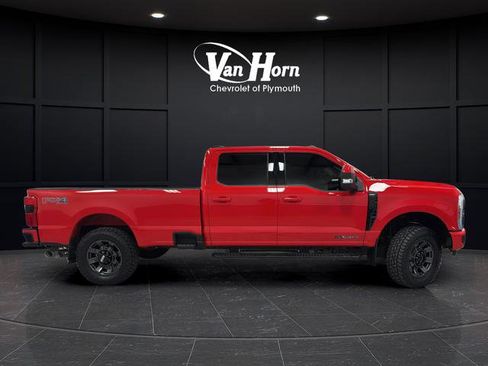 Used 2023 Ford F250 Lariat w/ Sport Appearance Package AWD/4WD image 2