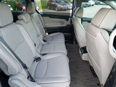 Used 2023 Honda Odyssey Elite image 32