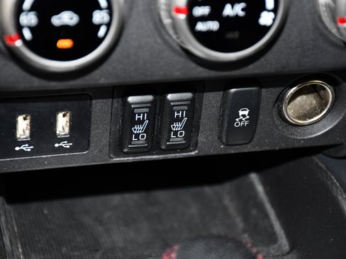 Used 2023 Mitsubishi Outlander Sport LE AWD/4WD image 29