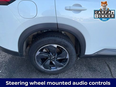 Used 2024 Nissan Rogue SV FWD image 5