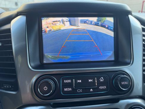 Used 2017 Chevrolet Tahoe LT w/ Luxury Package AWD/4WD image 27