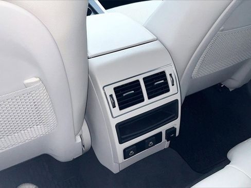 Used 2026 Jaguar F-PACE R-Dynamic S image 24