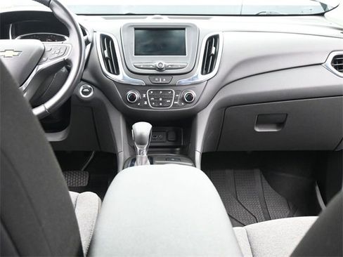 Certified 2022 Chevrolet Equinox LT image 25