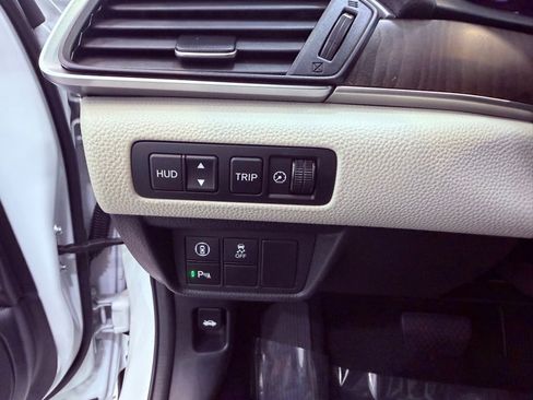 Used 2020 Honda Accord Touring image 22