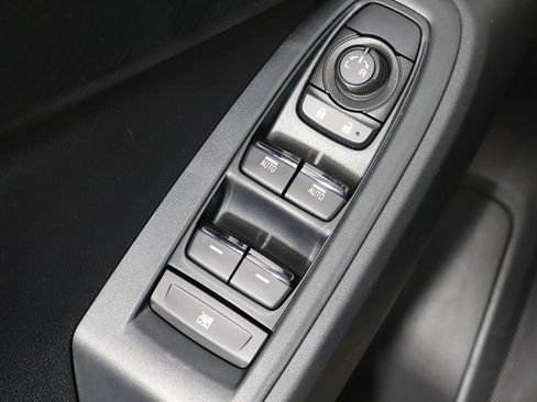 Used 2025 Subaru Crosstrek 2.0i w/ Convenience Package #1 AWD/4WD image 19