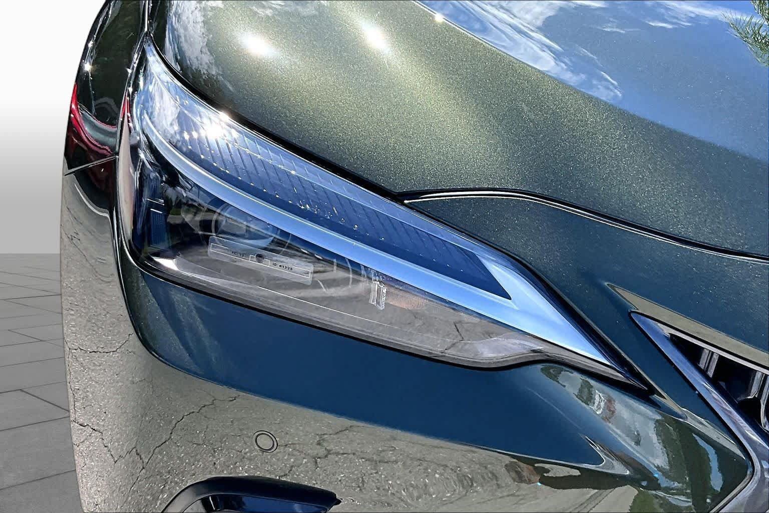 Used 2024 Lexus NX 250 FWD w/ Towing Package (2000 Lbs) image 27