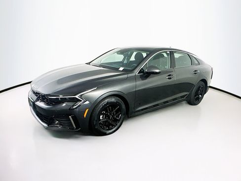 Used 2025 Kia K5 LXS image 3