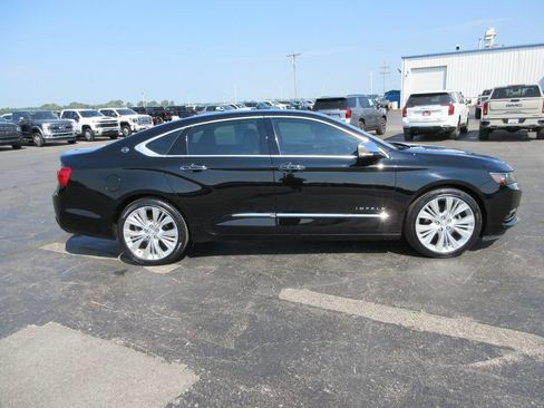 Used 2018 Chevrolet Impala Premier w/ Premier Confidence Package FWD image 4