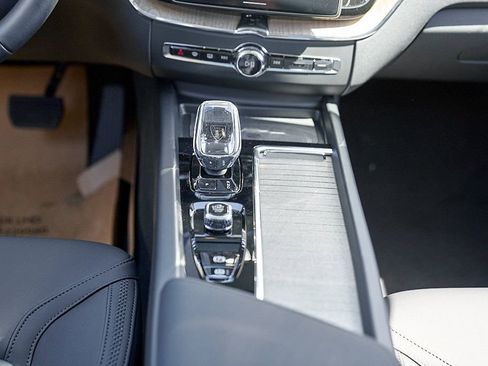 New 2026 Volvo XC60 T8 Plus w/ Climate Package AWD/4WD image 30