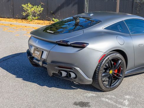Used 2024 Ferrari Roma image 31