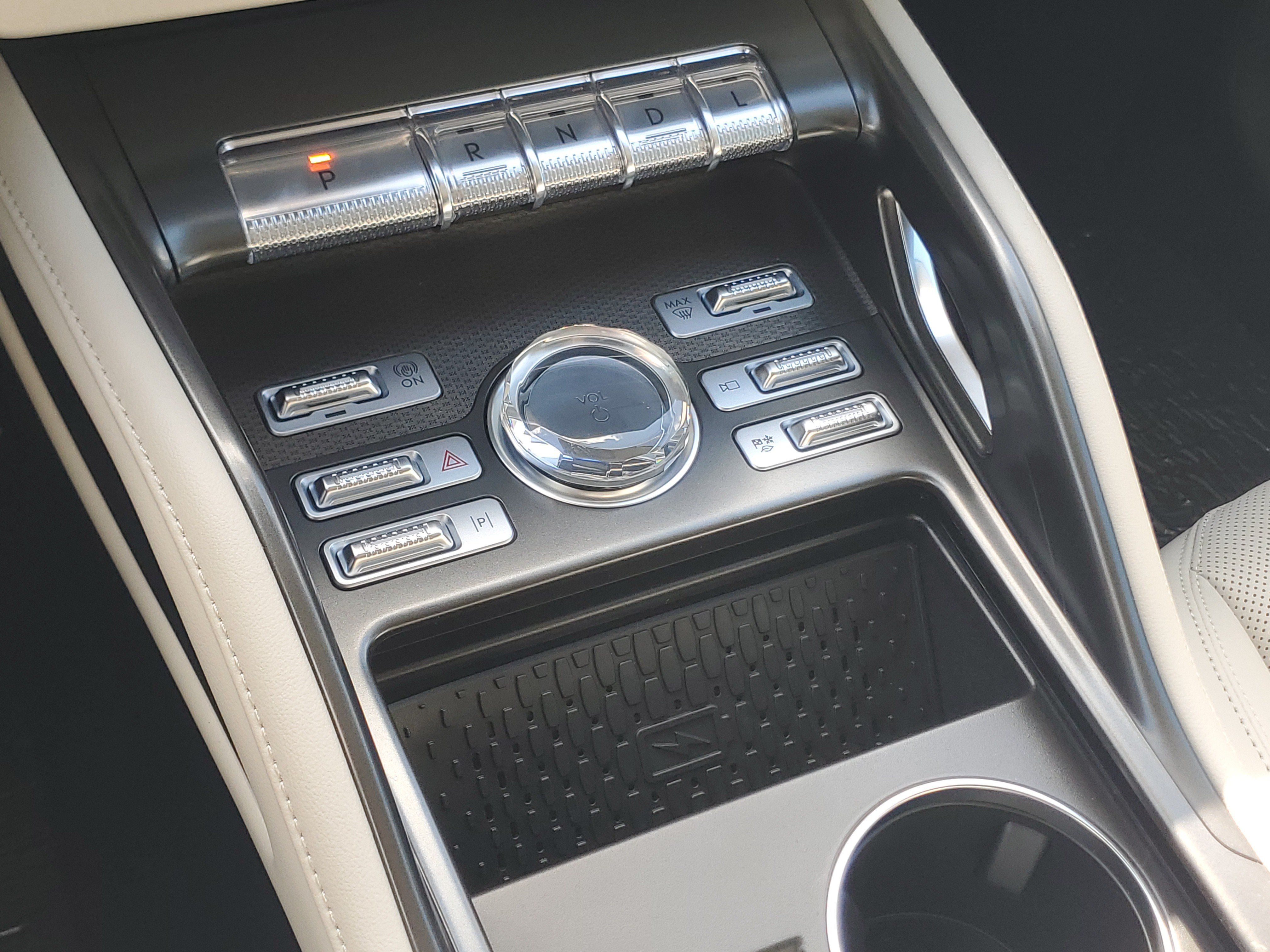 New 2026 Lincoln Nautilus Premier AWD/4WD image 25
