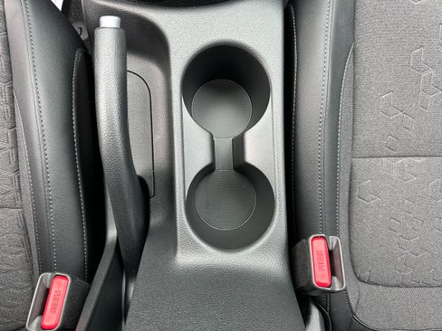 New 2026 Kia Seltos S image 33