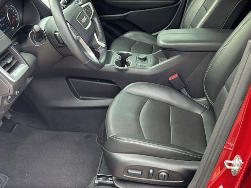 Certified 2024 GMC Terrain SLT w/ Elevation Edition AWD/4WD image 13