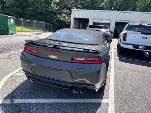 Used 2016 Chevrolet Camaro SS RWD image 9
