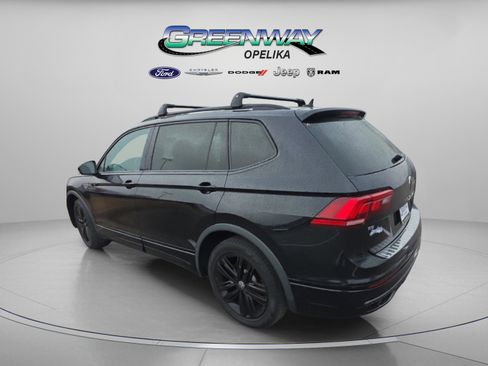 Used 2022 Volkswagen Tiguan SE R-Line image 13