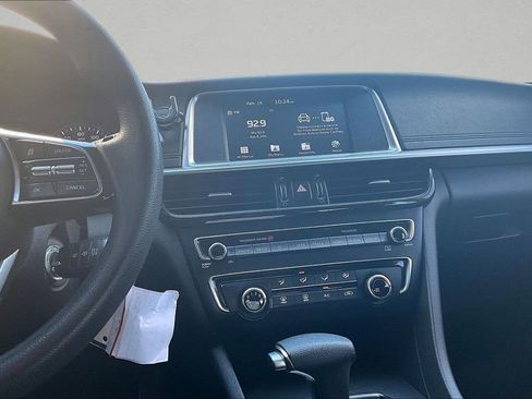 Used 2019 Kia Optima LX image 8