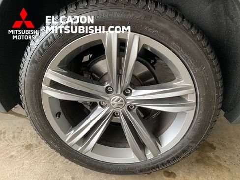 Used 2019 Volkswagen Tiguan SEL R-Line image 22