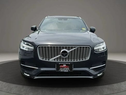 Used 2017 Volvo XC90 T6 Inscription w/ Vision Package AWD/4WD image 3