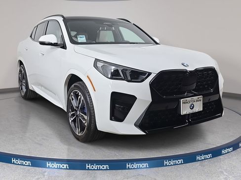 Used 2025 BMW X2 xDrive28i w/ Technology Package image 4