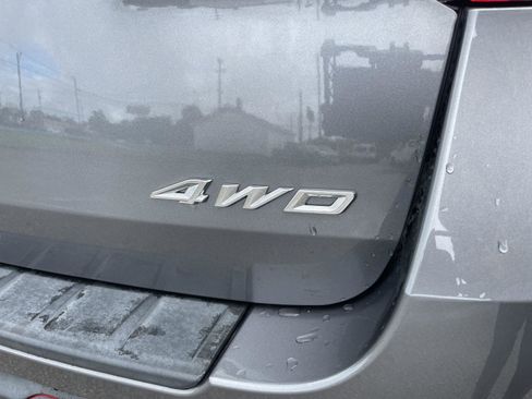 Certified 2022 Ford Explorer XLT w/ Equipment Group 202A image 47