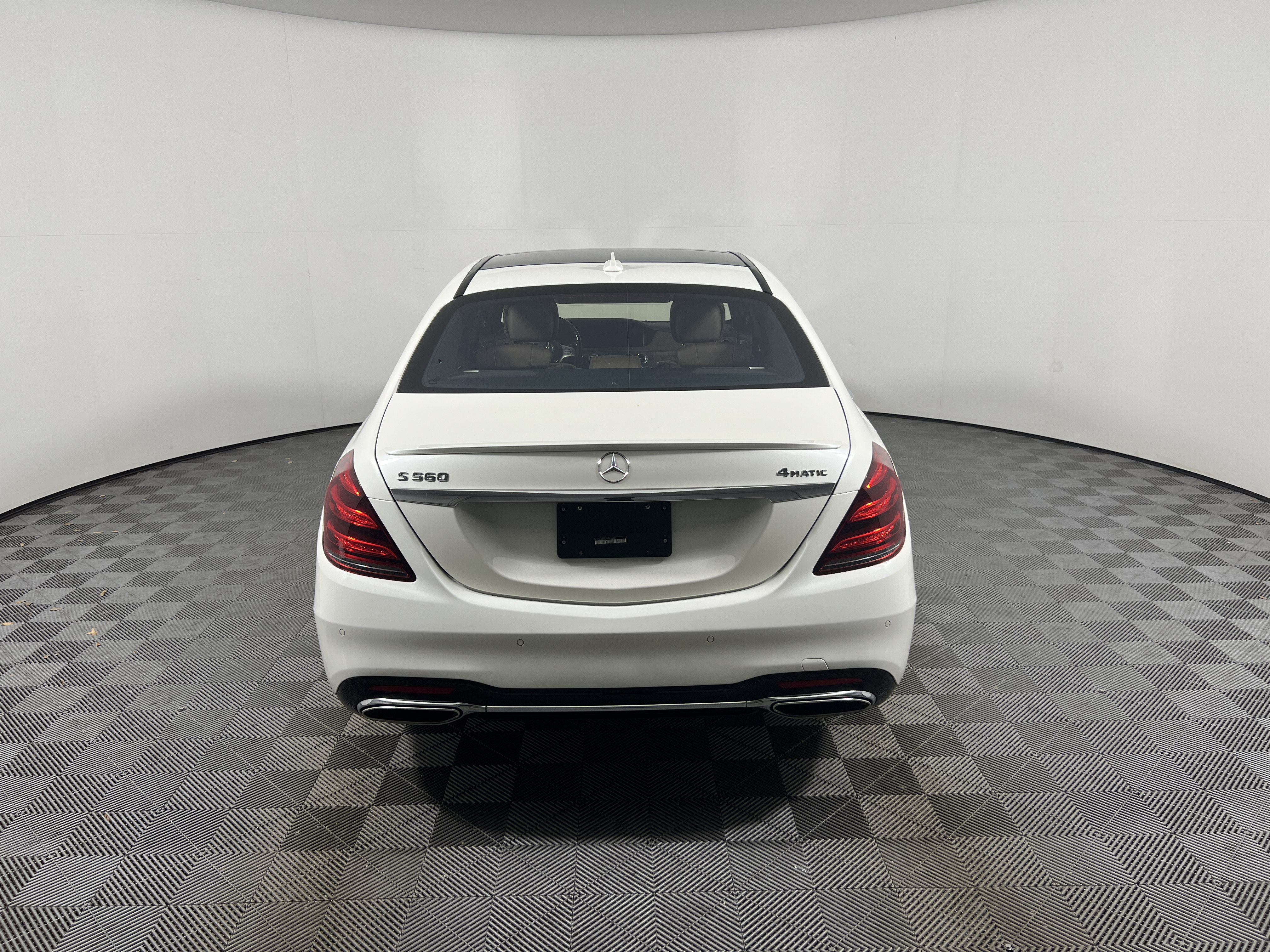 Used 2019 Mercedes-Benz S 560 4MATIC Sedan image 4