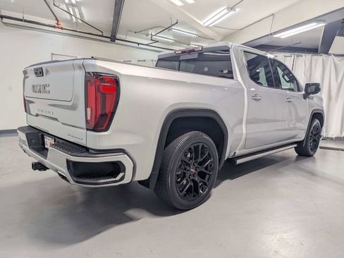 Used 2022 GMC Sierra 1500 Denali image 3
