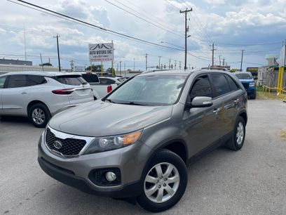 Used 2011 Kia Sorento LX w/ Convenience Pkg