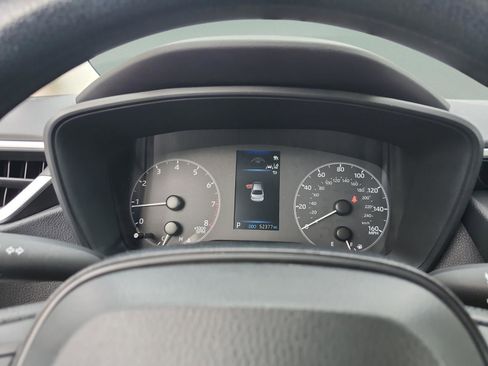 Used 2023 Toyota Corolla LE image 29
