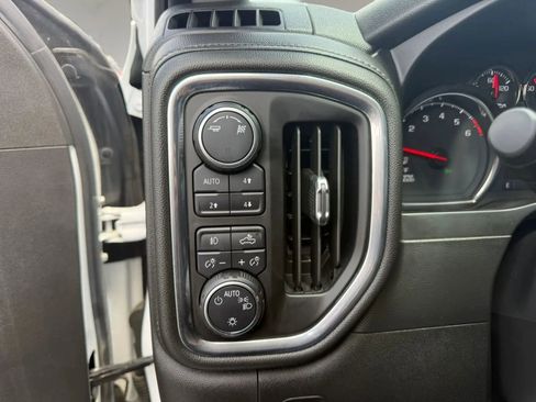 Used 2019 Chevrolet Silverado 1500 RST w/ All-Star Edition AWD/4WD image 18