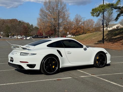 Used 2014 Porsche 911 Turbo S image 13