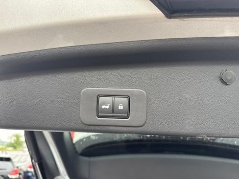 Certified 2025 Nissan Murano SV AWD/4WD image 20