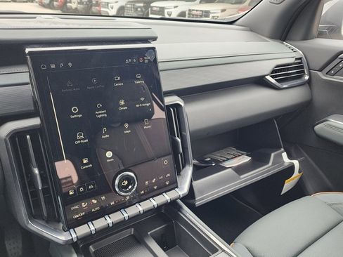 New 2026 GMC Acadia AT4 w/ Luxury Package image 37