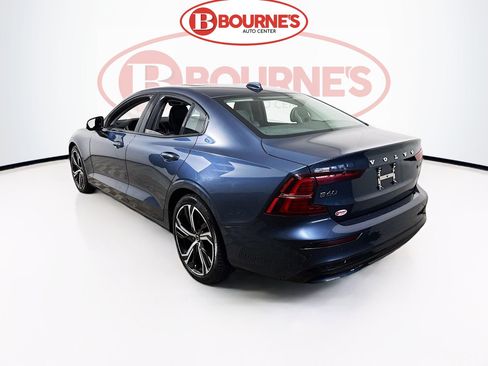 Used 2024 Volvo S60 B5 Core AWD/4WD image 8