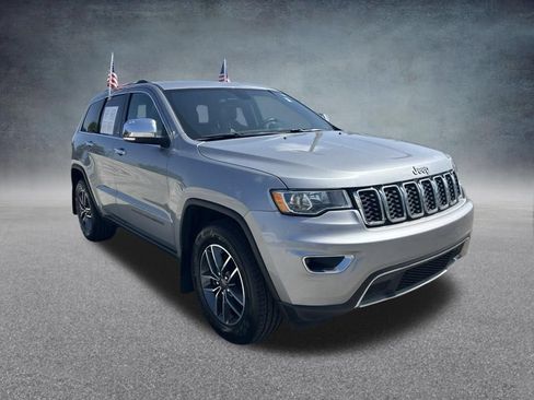 Used 2019 Jeep Grand Cherokee Limited RWD image 2
