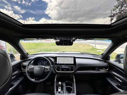 Used 2026 Toyota Grand Highlander AWD Hybrid image 29