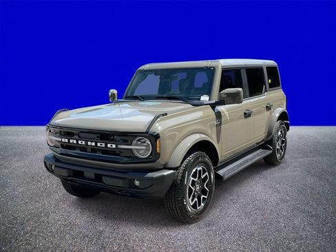 New 2026 Ford Bronco Outer Banks AWD/4WD image 7
