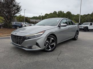 Used 2021 Hyundai Elantra SEL w/ Convenience + Premium Package image 1