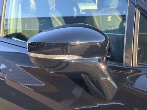 New 2026 Chrysler Pacifica Select w/ S Appearance Package FWD image 12