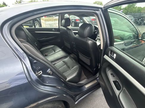 Used 2009 INFINITI G37 Journey RWD image 17