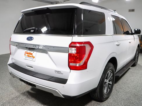 Used 2019 Ford Expedition XLT w/ Equipment Group 201A AWD/4WD image 7
