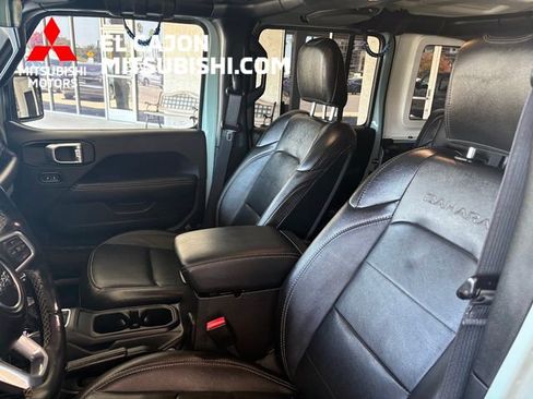Used 2023 Jeep Wrangler Unlimited Sahara AWD/4WD image 12