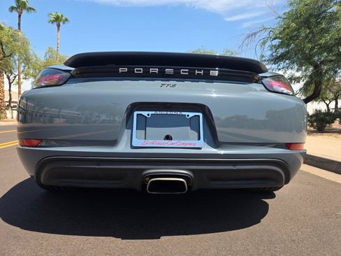 Used 2017 Porsche 718 Boxster RWD image 27