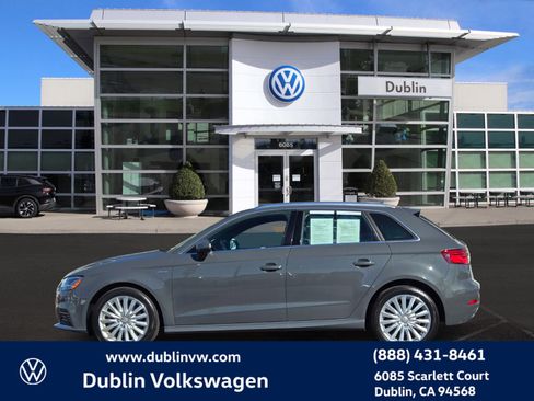 Used 2017 Audi A3 e-tron Premium Plus w/ Technology Package image 7