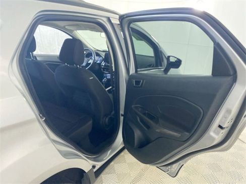 Used 2021 Ford EcoSport SE image 32