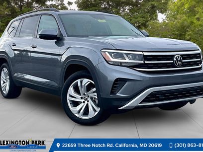 Used 2023 Volkswagen Atlas SE w/ Panoramic Sunroof Package