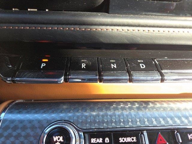 Used 2023 Lincoln Aviator Black Label AWD/4WD image 39