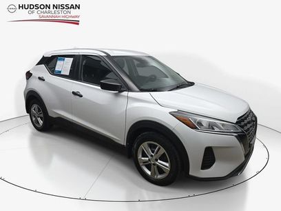 Used 2022 Nissan Kicks S