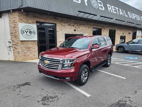 Used 2019 Chevrolet Tahoe LT w/ Luxury Package AWD/4WD image 1