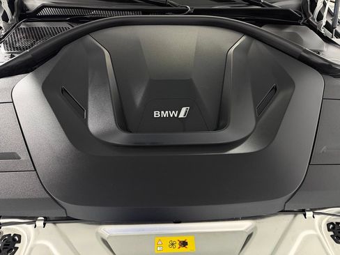Used 2023 BMW i4 eDrive40 w/ Premium Package RWD image 34